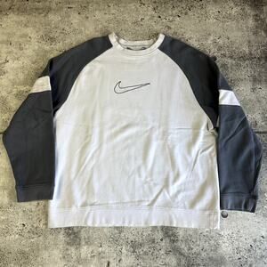 Vintage Nike Sweatshirt Center Swoosh Y2K Silver Tag XL